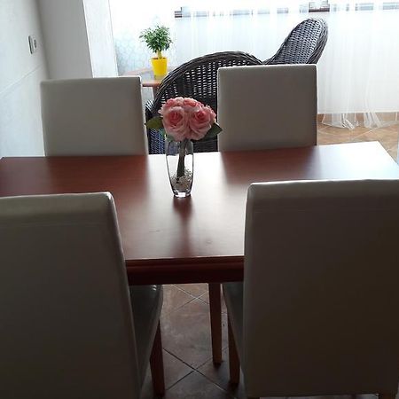Apartment Amalija Primosten Exterior photo