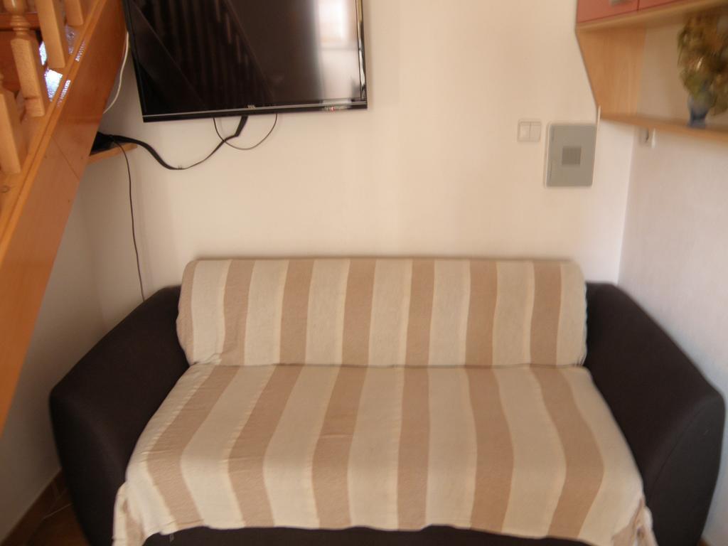 Apartment Amalija Primosten Exterior photo