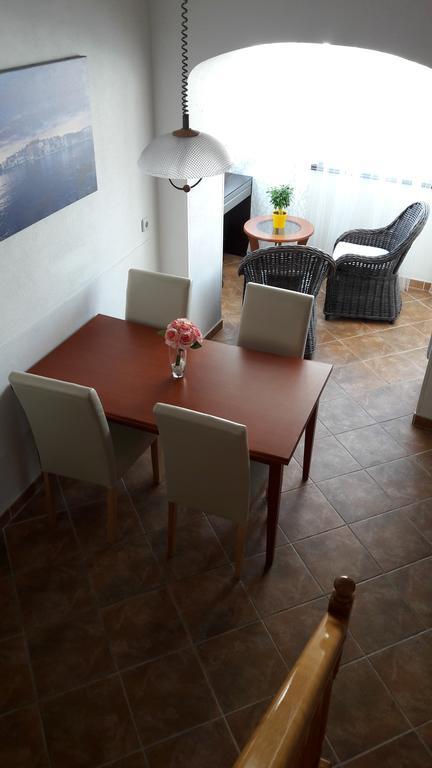 Apartment Amalija Primosten Exterior photo